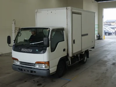 Isuzu Elf