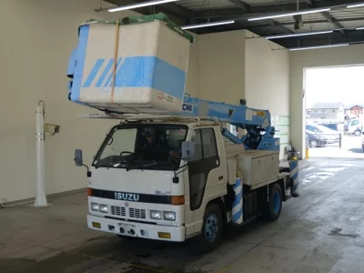 Isuzu Elf