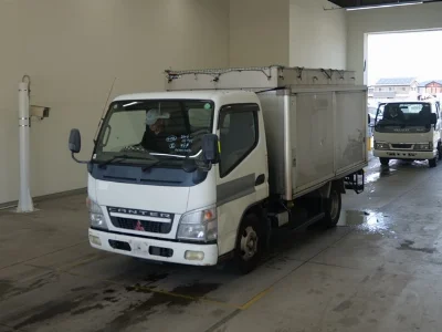 Mitsubishi Fuso Canter