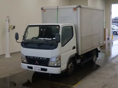 Mitsubishi Fuso Canter