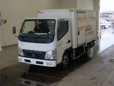Mitsubishi Fuso Canter