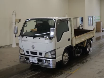 Nissan Atlas
