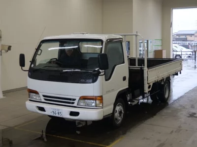 Isuzu Elf