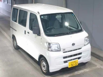 Toyota Pixis Van