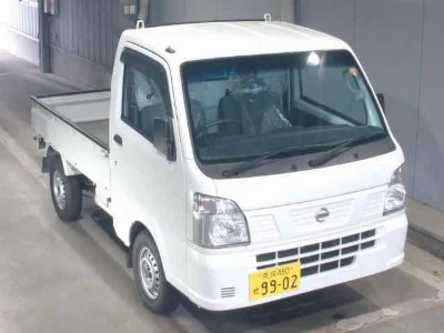 Nissan NT100 Clipper
