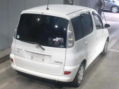 Toyota Funcargo