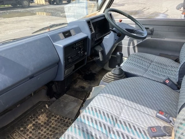 Isuzu Elf  с аукциона в Японии