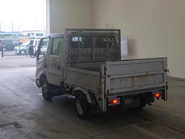 Toyota ToyoAce  с аукциона в Японии