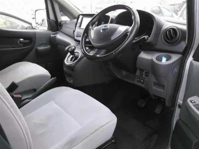 NISSAN E-NV200 WAGON