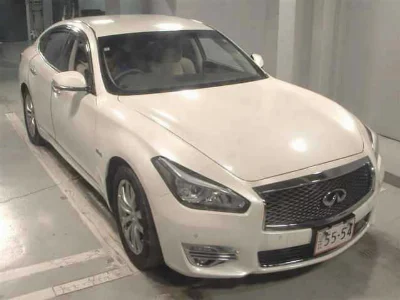 NISSAN FUGA
