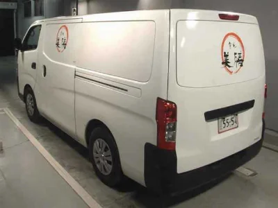 NISSAN NV350 CARAVAN
