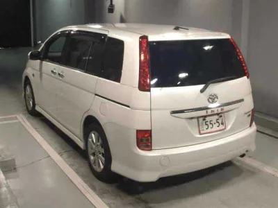 TOYOTA ISIS