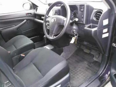 TOYOTA SUCCEED