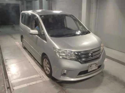 NISSAN SERENA
