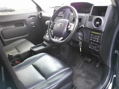 TOYOTA JPN TAXI