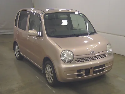 DAIHATSU MOVE LATTE