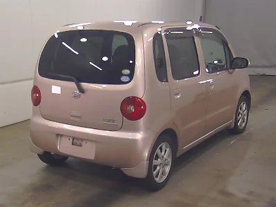 DAIHATSU MOVE LATTE