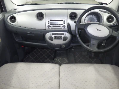 DAIHATSU MOVE LATTE