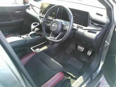 NISSAN AURA