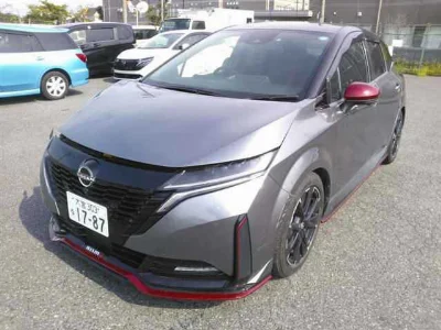 NISSAN AURA