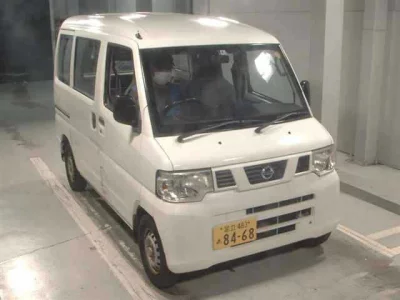 NISSAN CLIPPER VAN