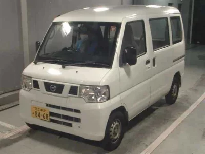 NISSAN CLIPPER VAN