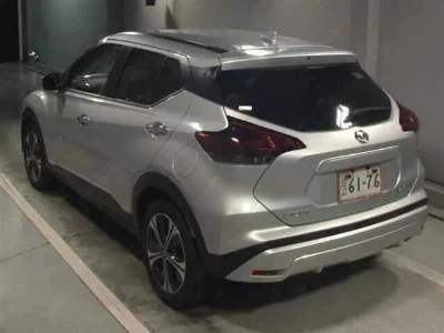 NISSAN KICKS