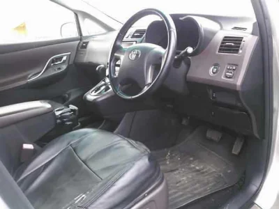 TOYOTA MARK X ZIO