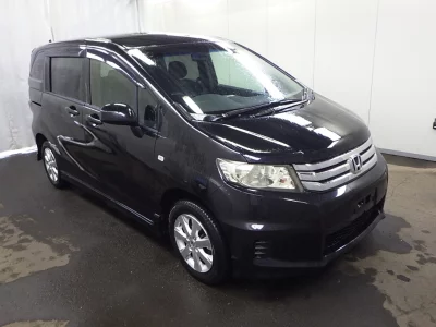 HONDA FREED SPIKE