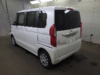 Цена авто Honda N-Box с аукционов Японии, номер кузова JF4, пробег 79 000, оценка 6