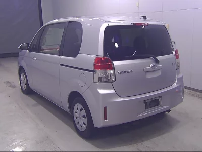 TOYOTA SPADE