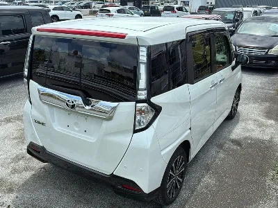 TOYOTA TANK