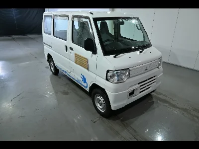 MITSUBISHI MINICAB