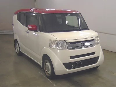 HONDA N BOX SLASH