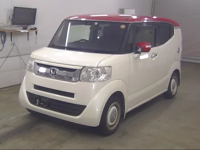HONDA N BOX SLASH
