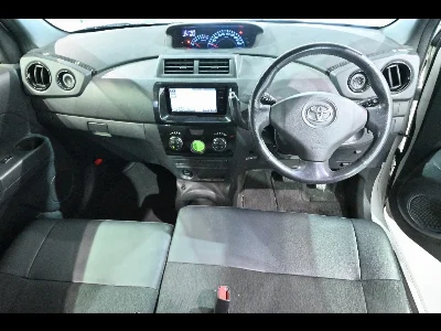 TOYOTA BB