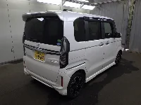 Цена авто Honda N-Box с аукционов Японии, номер кузова JF4, пробег 62 000, оценка 6