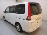 Цена авто Nissan Serena с аукционов Японии, номер кузова C25, пробег 128 000, оценка 2