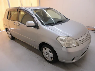 TOYOTA RAUM