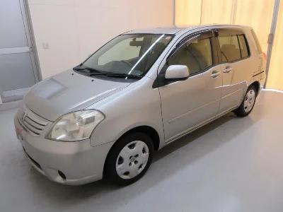 TOYOTA RAUM