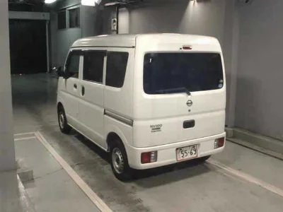 NISSAN CLIPPER VAN