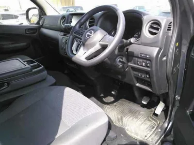 NISSAN CARAVAN