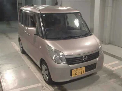 NISSAN ROOX