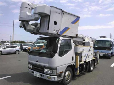 MITSUBISHI CANTER