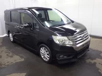 Цена авто Honda Stepwgn с аукционов Японии, номер кузова RK5, пробег 203 000, оценка 4