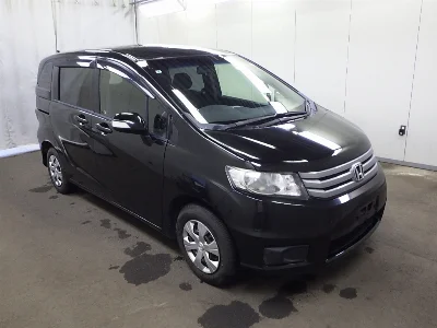 HONDA FREED SPIKE