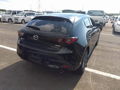 MAZDA MAZDA3 FASTBACK