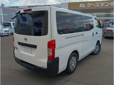 NISSAN NV350 CARAVAN