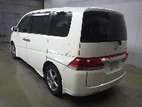 Цена авто Honda Stepwgn с аукционов Японии, номер кузова RG1, пробег 166 000, оценка 2