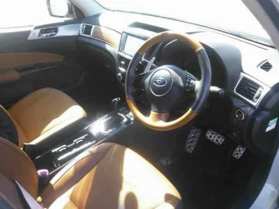 SUBARU EXIGA CROSSOVER 7